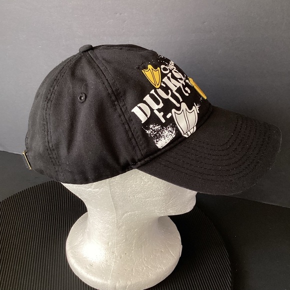 University of Oregon Ducks Adjustable Hat by Fan Favoriteite - Picture 3 of 9